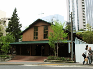 日曜日の教会、日本科学未来館、初めてのカラオケボックス