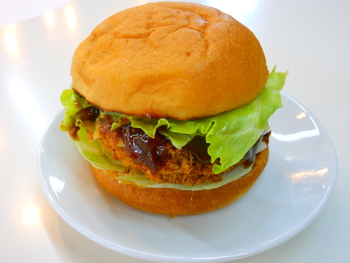 めかじきメンチかつバーガー☆彡