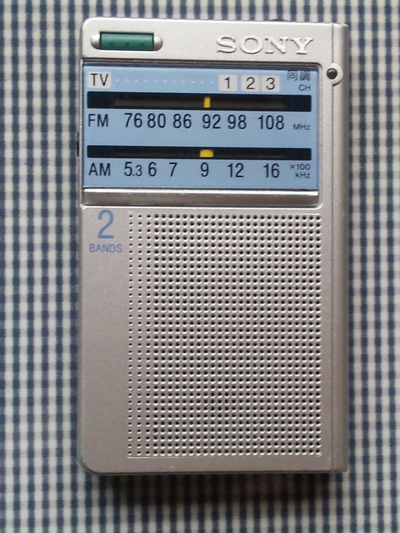 SONY携帯ラジオ