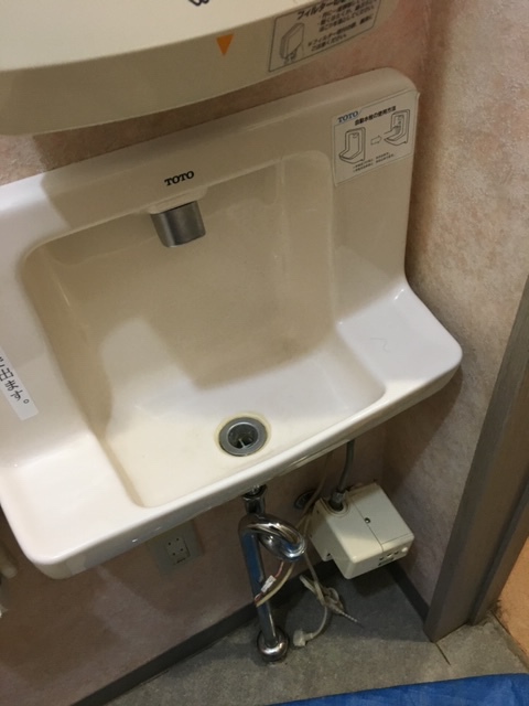 手洗い器取替