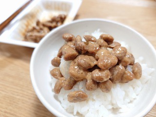 よっちゃん農場の地大豆納豆 よっちゃん農場の地大豆納豆