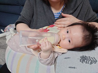 哺乳瓶で一苦労 哺乳瓶で一苦労
