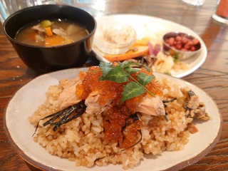 季節の変わり目を感じるランチ 季節の変わり目を感じるランチ
