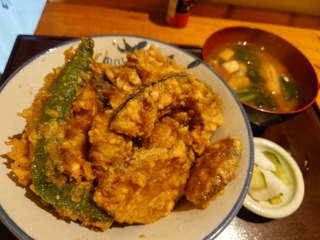 みょうがやの「かき天丼」 みょうがやの「かき天丼」