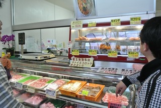 蔵王・遠刈田の食スポット「新楽&大七精肉店」