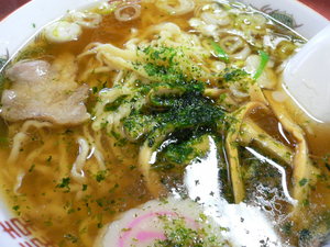 赤湯ラーメン（龍上海）