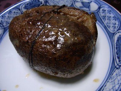 山形人 山形人はアケビの皮を食べて中身を捨てる